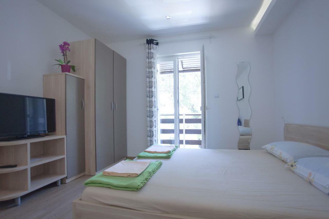 פרמנטורה Studio Apartment - Seaview מראה חיצוני תמונה