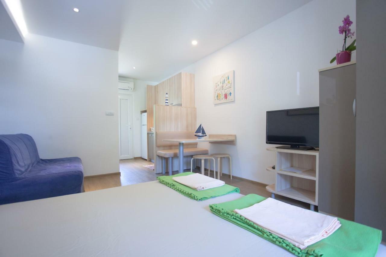 פרמנטורה Studio Apartment - Seaview מראה חיצוני תמונה
