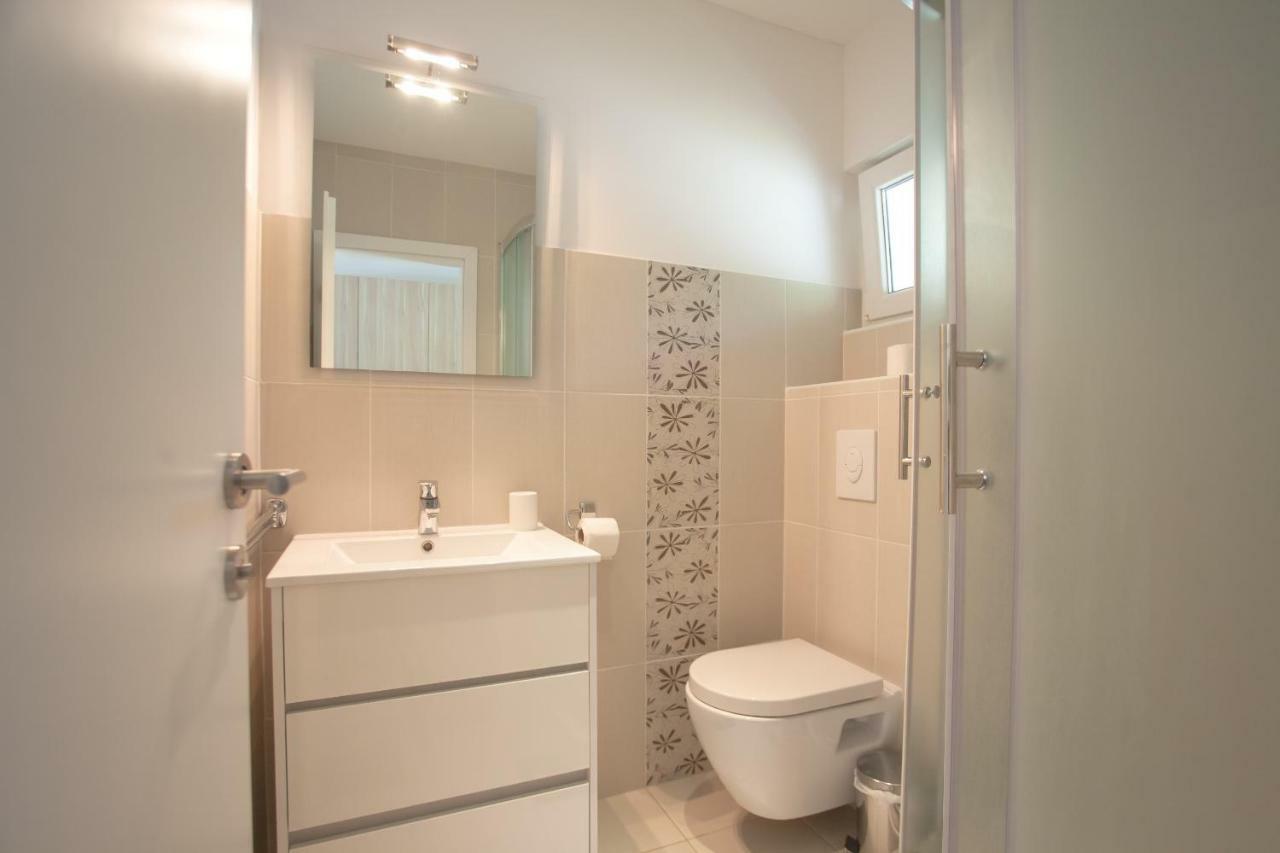 פרמנטורה Studio Apartment - Seaview מראה חיצוני תמונה
